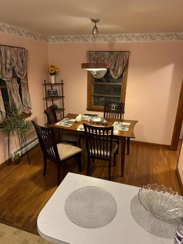 Connecticut Lake House Bridgeport Bagian luar foto